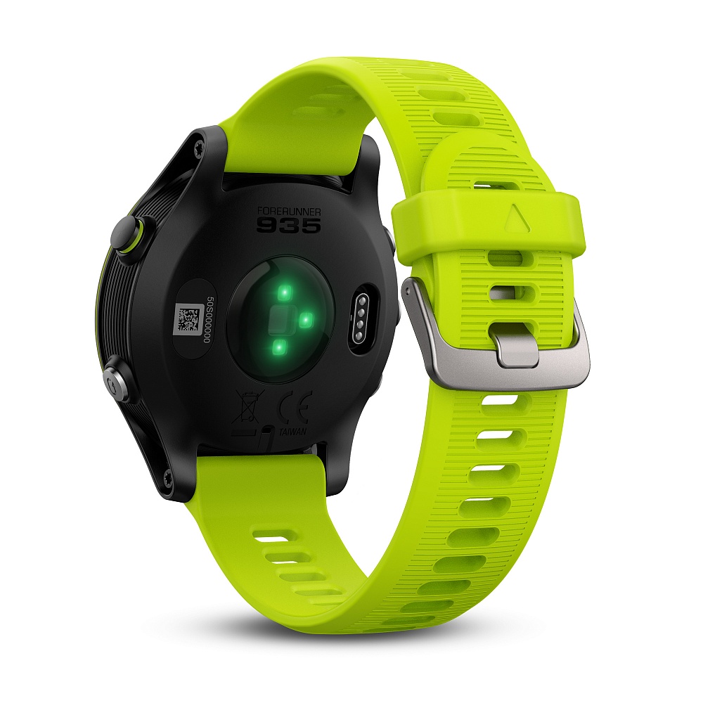 Garmin forerunner 935 черно-зеленые tri-bundle