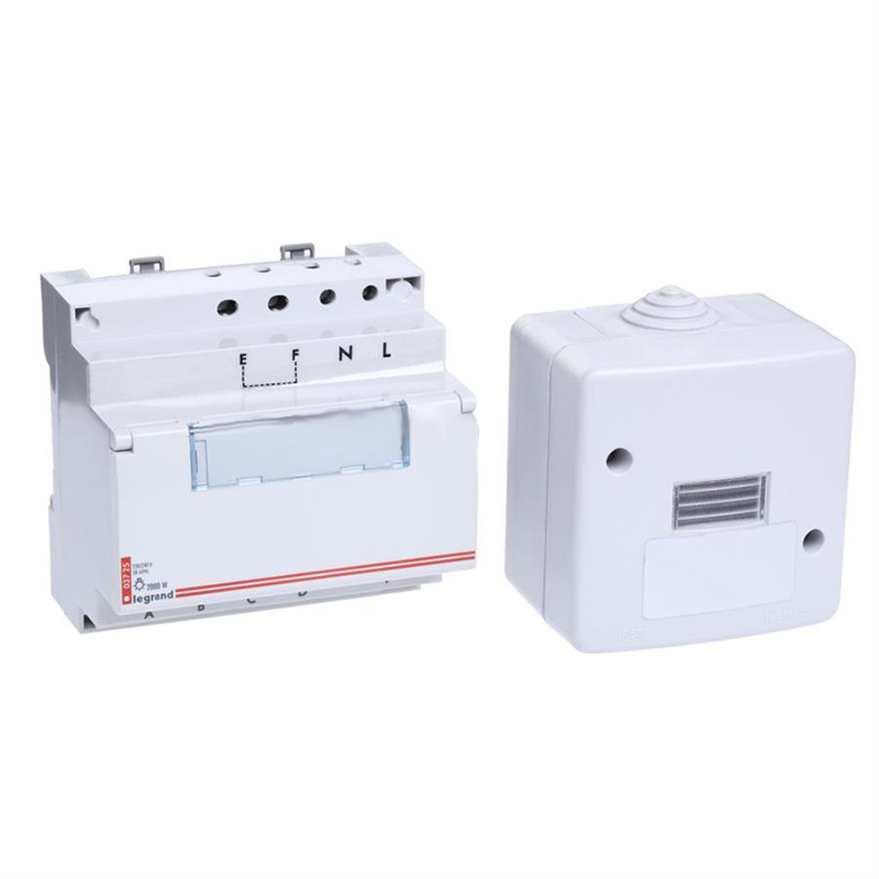 Legrand 003725, сумеречный выключатель